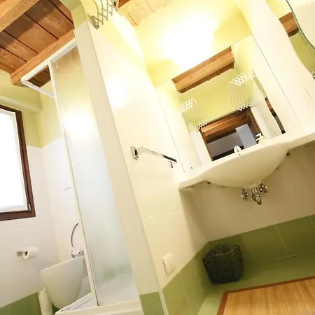 Fleur De Lis Central Appartement *